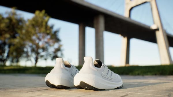 Adidas top running white
