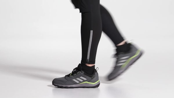 Adidas tracerocker discount gore tex